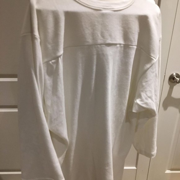 vintage Champion made in Canada white top - Picture 4 of 4